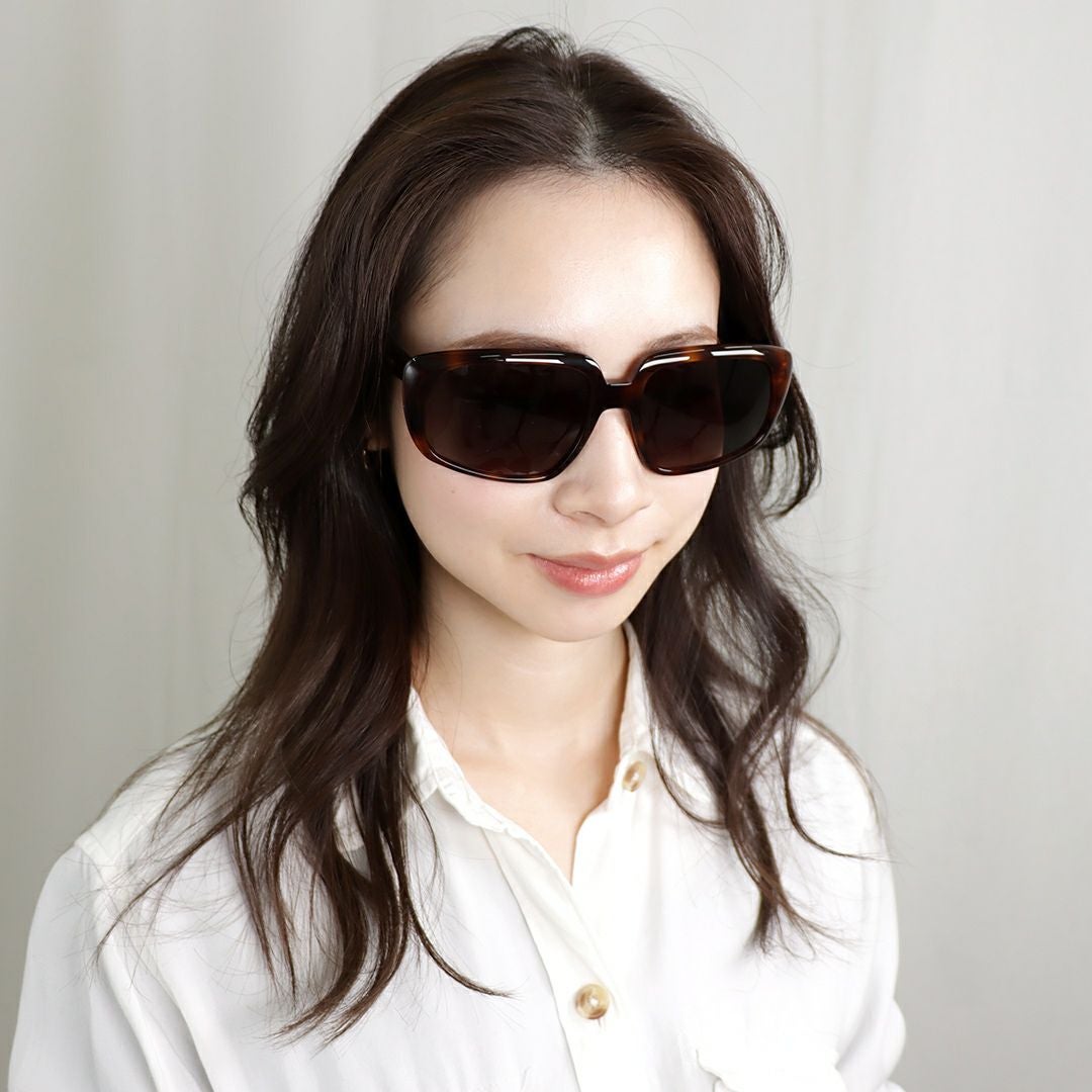 761 超美品　CELINE　セリーヌ　サングラス　度無　CLF-023J CELINE（セリーヌ） サングラス TRIOMPHE SKATE 01 CL40312U 01A