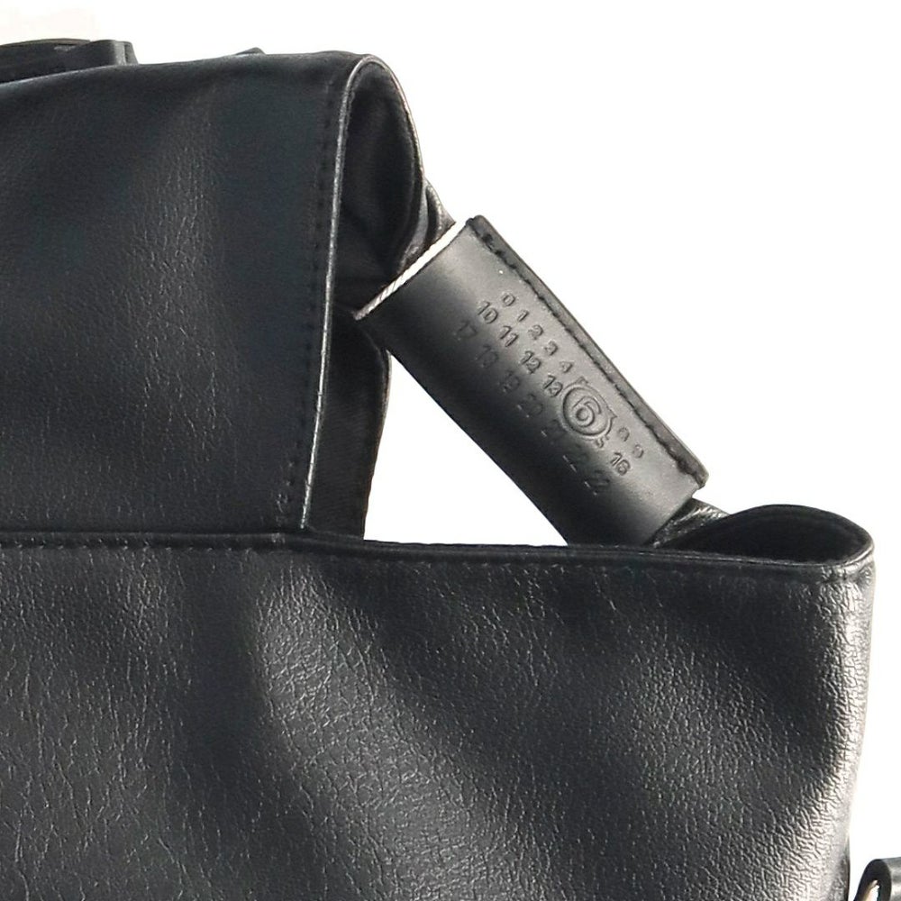エムエムシックス メゾンマルジェラ MM6 MAISON MARGIELA 2WAYバッグ ジャパニーズバッグ SB6WD0026 P4313 ブラック