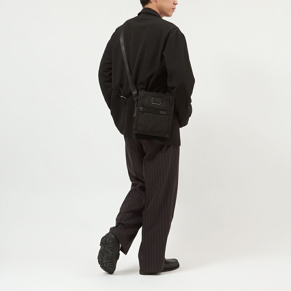 トゥミ TUMI ショルダーバッグ 【ALPHA：アルファ3】 2203110(117345 1041) POCKET BAG SMALL ブラック（BLACK）