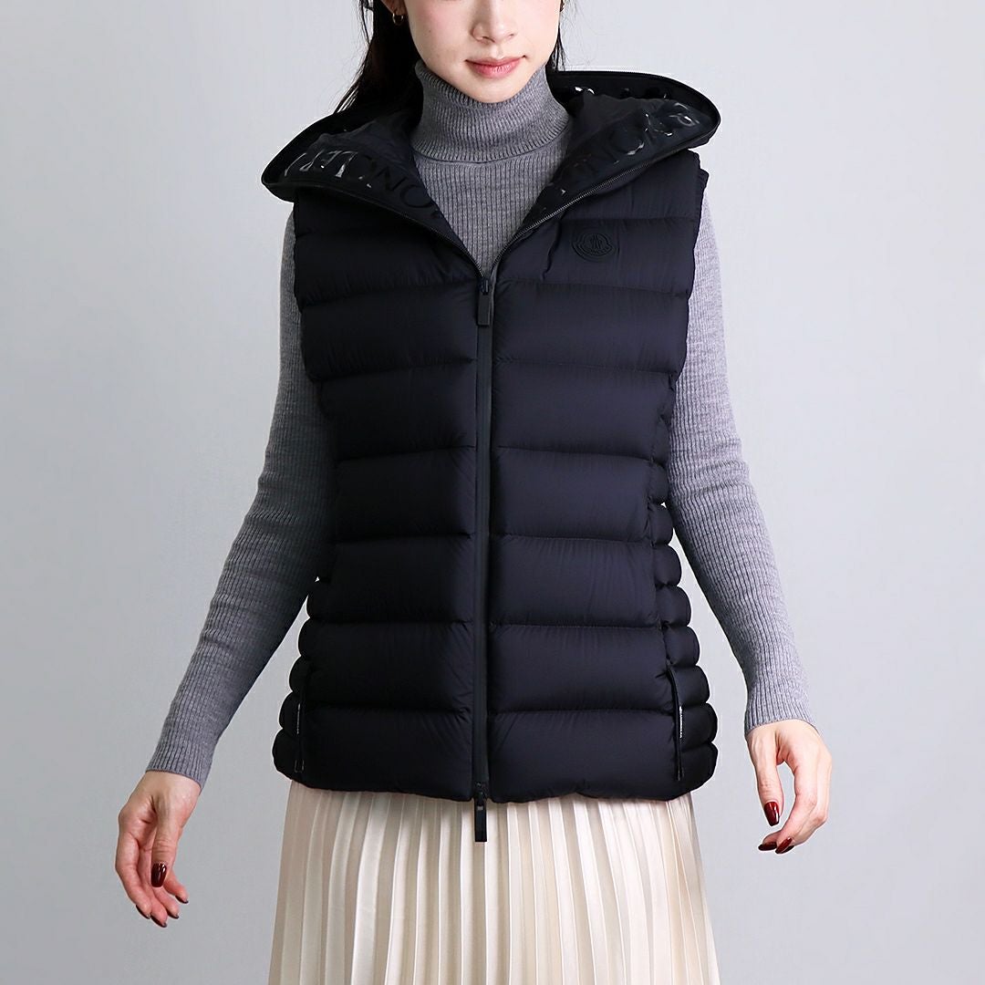 【美品】モンクレールレディースダウンベスト TG2（Mサイズ）MONCLER モンクレール レディース ダウン ベスト MONCLER ブランド ダウン