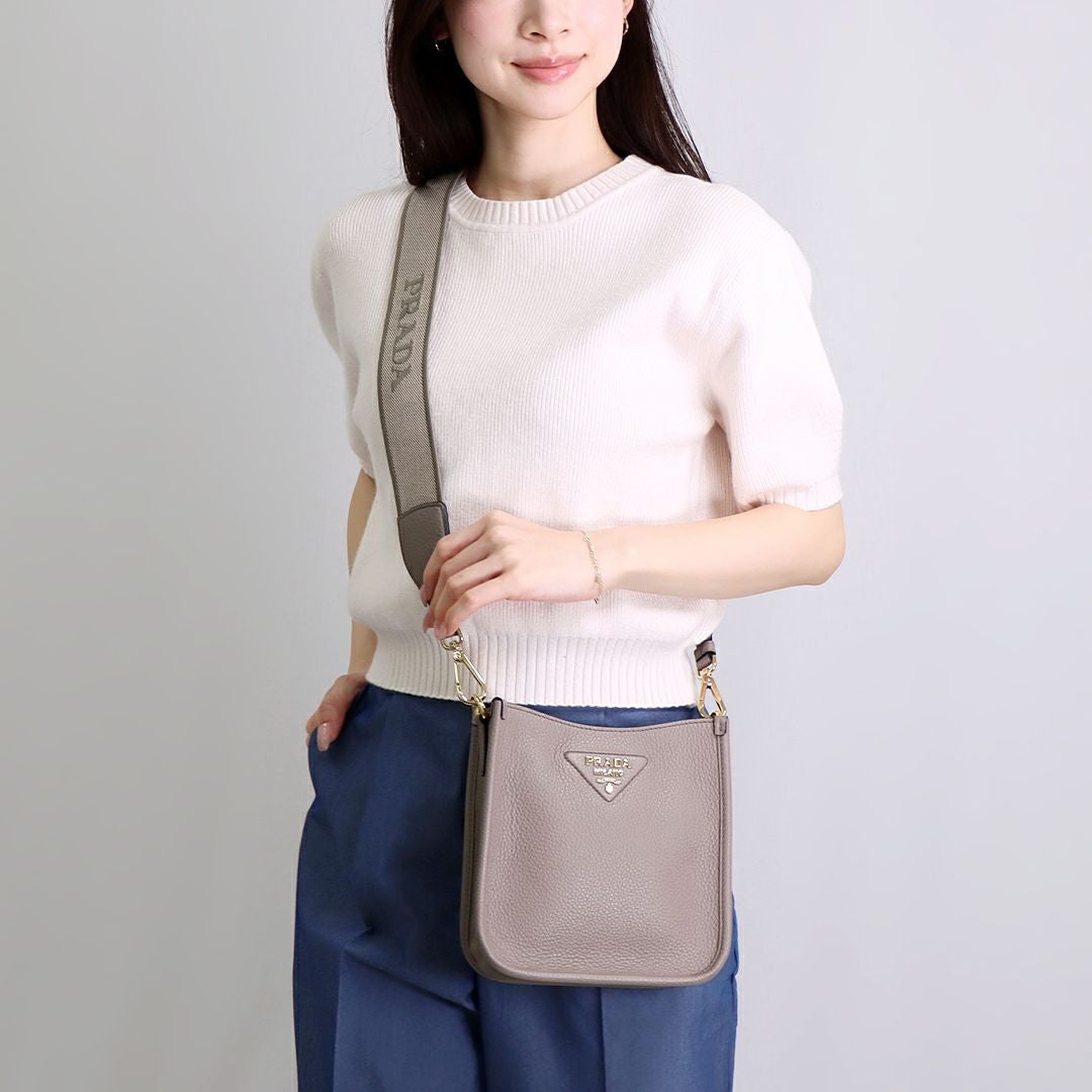 プラダ PRADA ショルダーバッグ
 三角プレート 1BD671 ネイビー 51D3FWSY2jL._AC_UY900_.jpg