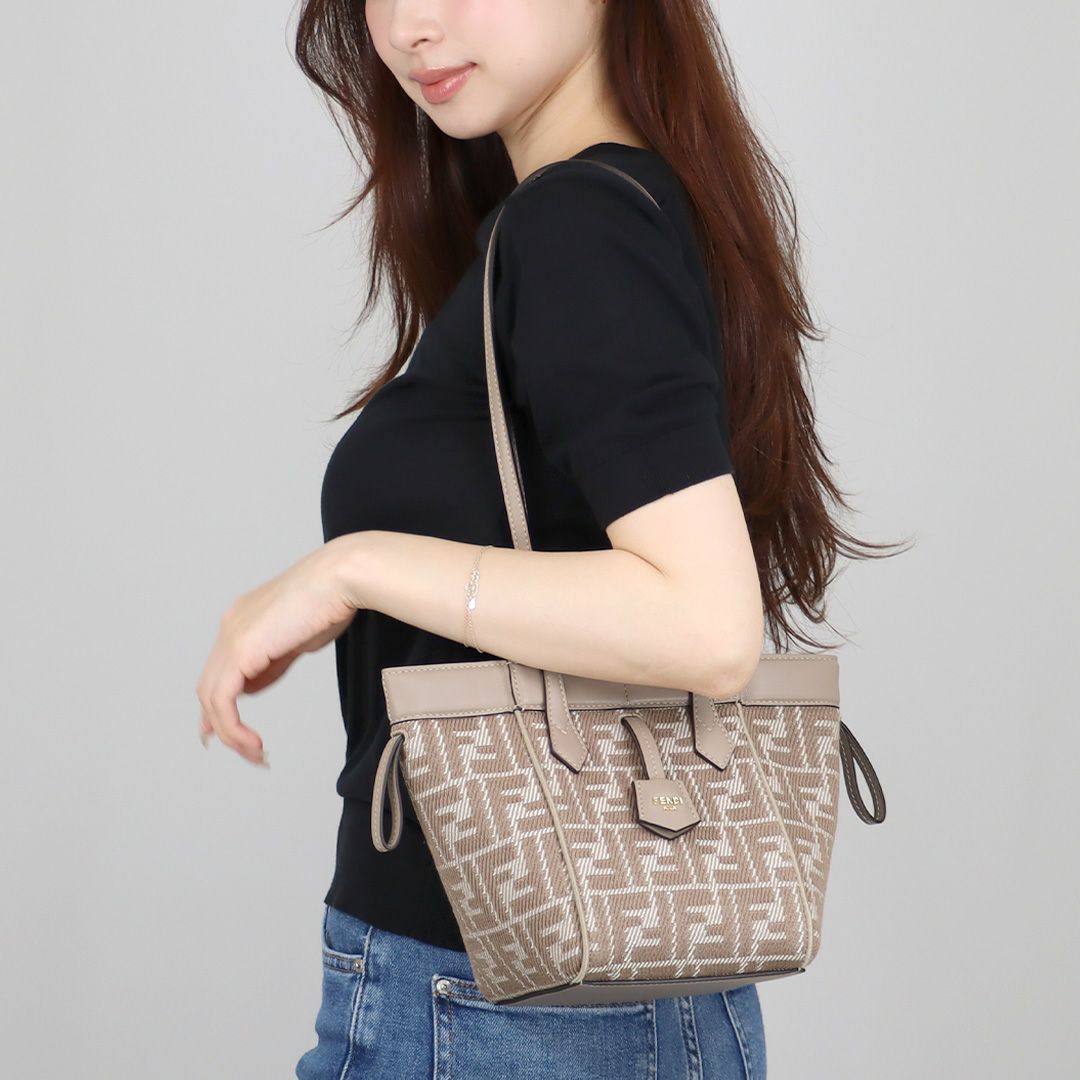 FENDIバッグ FENDI（フェンディ） ミニバッグ Origami オリガミ スモール 8BS083