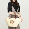 ロエベ LOEWE かごバッグ バスケットバッグ アナグラム A223T43X02 ベージュ系(2435 NATURALE/TAN) 【ギフト不可】 【お取り寄せ】