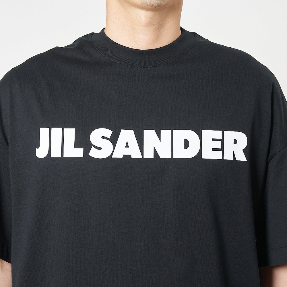 ジルサンダー JIL SANDER メンズ Tシャツ J22GC0221 J20349 001 BLACK 半袖 ロゴTシャツ ドロップショルダー 綿100％ コットン