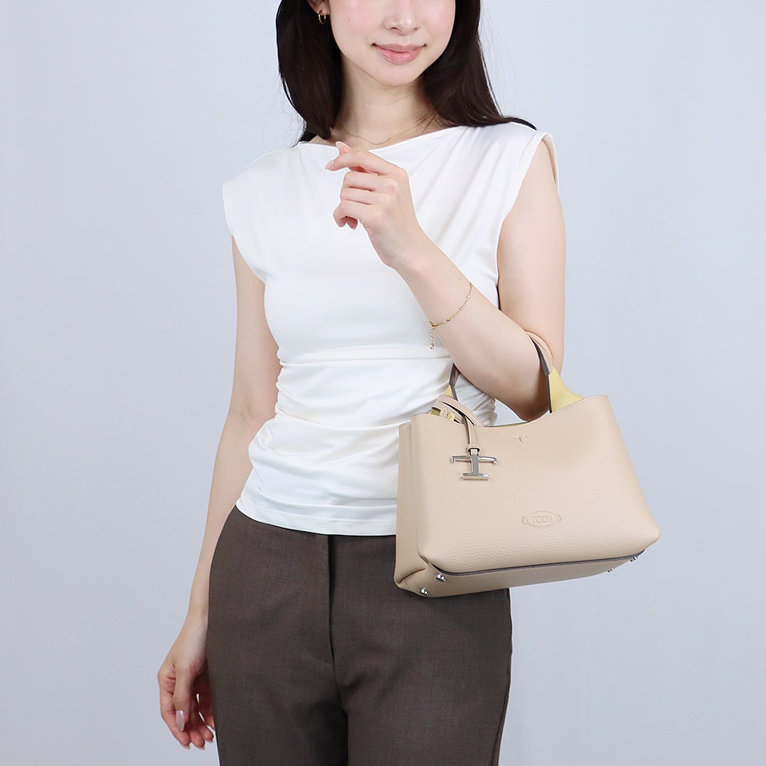 トッズ TODS 2WAYバッグ レザー バッグ Tタイムレス マイクロ トッズ TODS 2WAYバッグ レザー バッグ Tタイムレス マイクロ